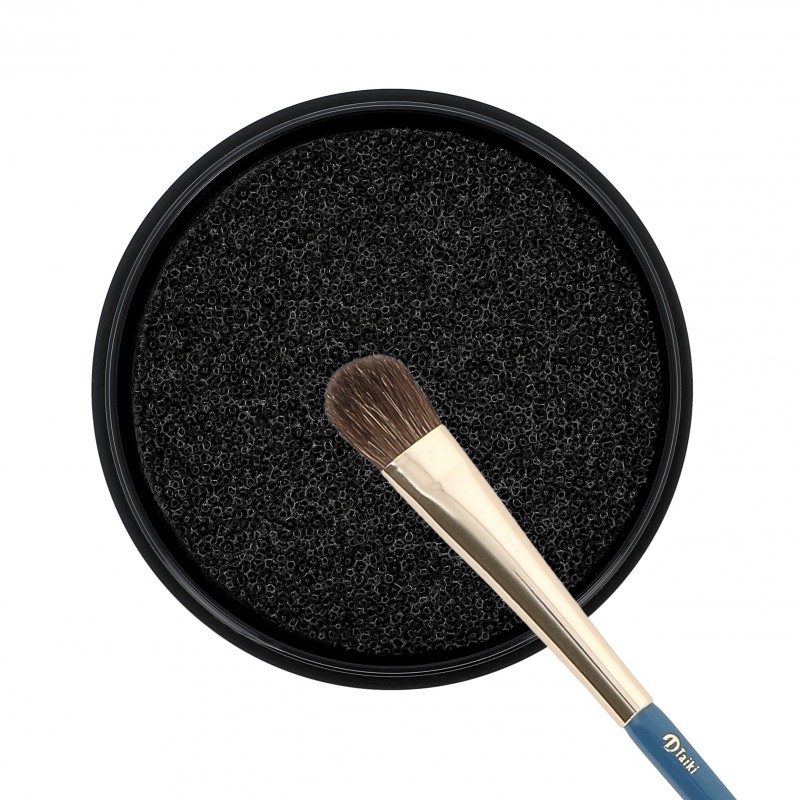 Abrasive Make Up Washing Cleaning egg. Foundation / Makeup Brush Cleaner